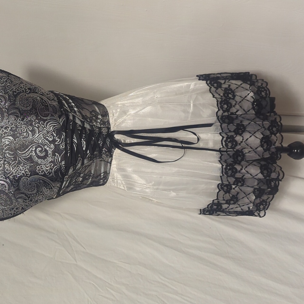 Jessica McClintock corset lace dress
